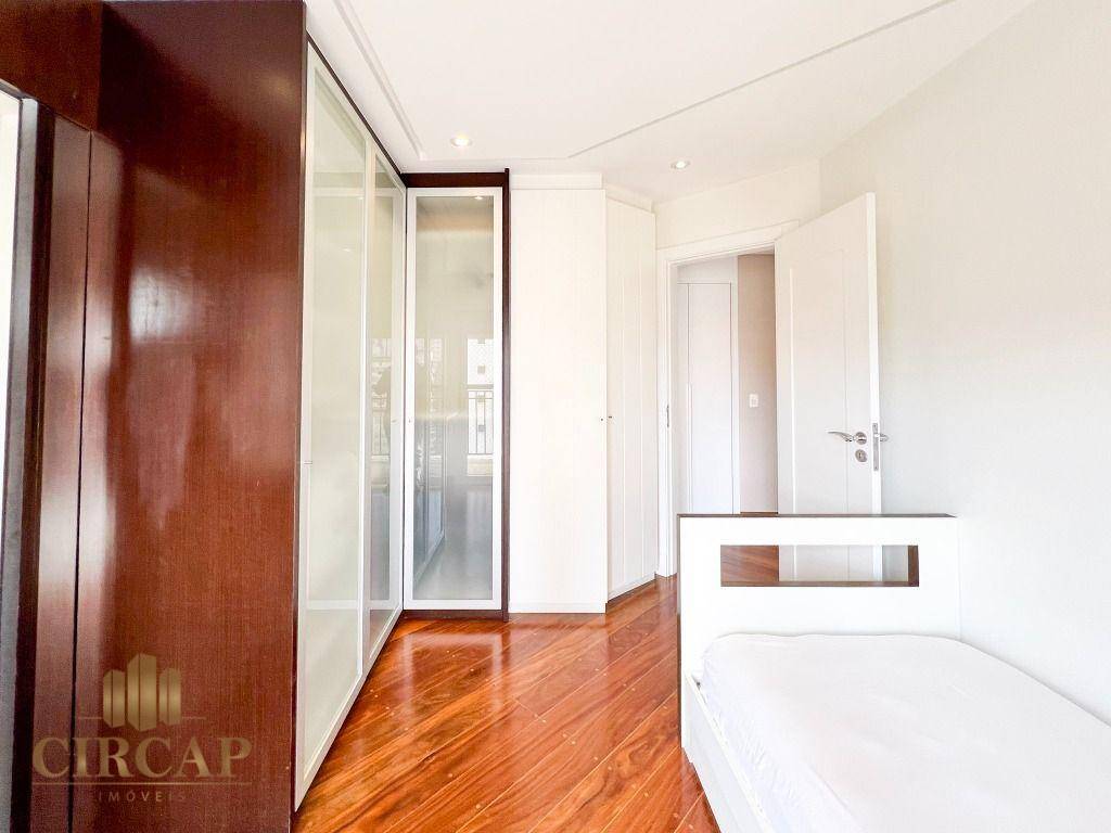 Apartamento à venda com 4 quartos, 244m² - Foto 20