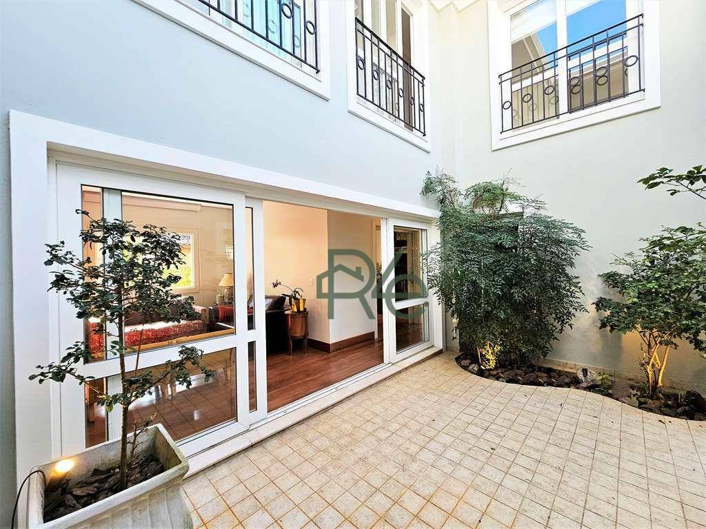 Casa de Condomínio à venda com 4 quartos, 553m² - Foto 32