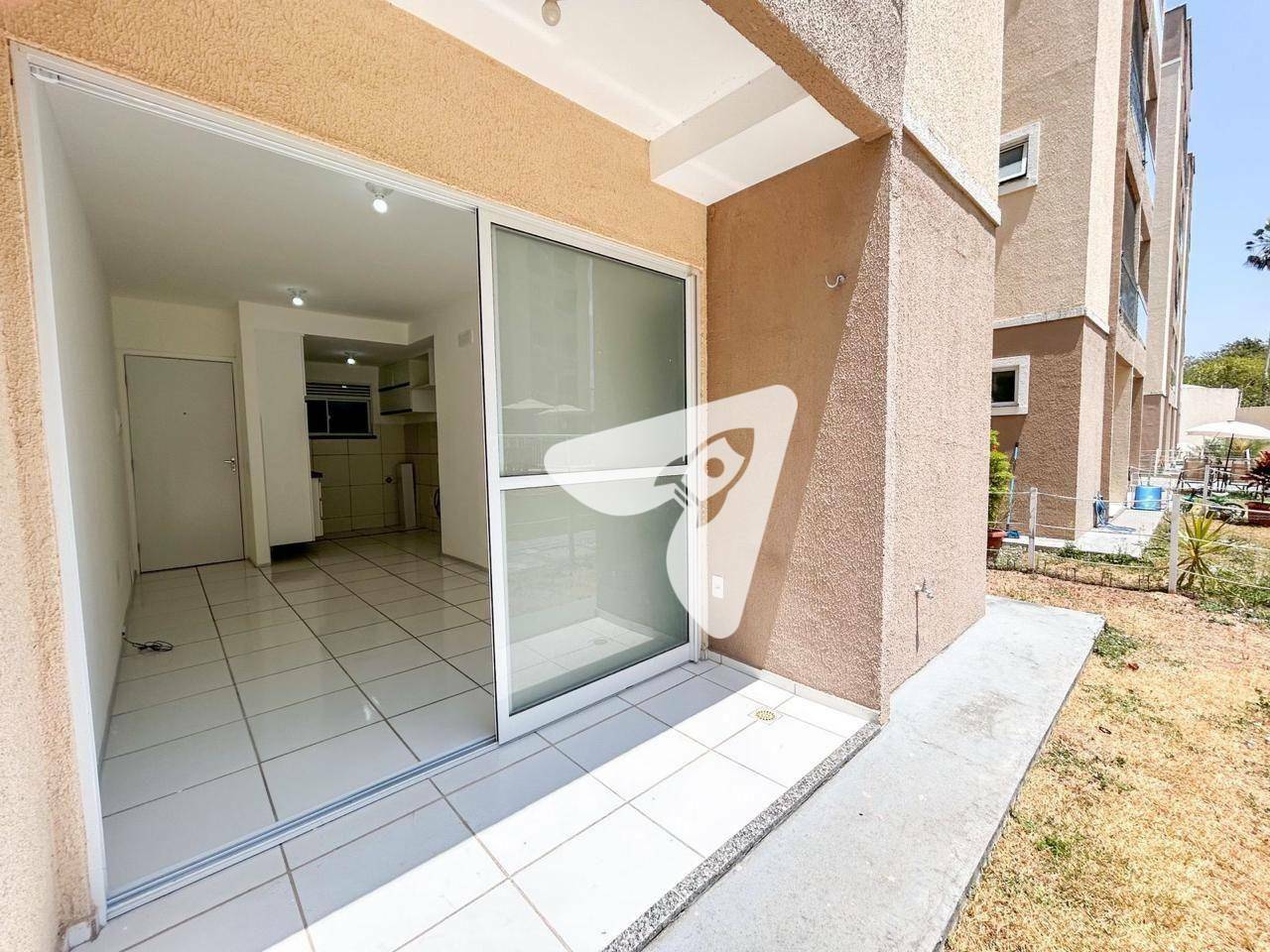 Apartamento à venda com 2 quartos, 63m² - Foto 3