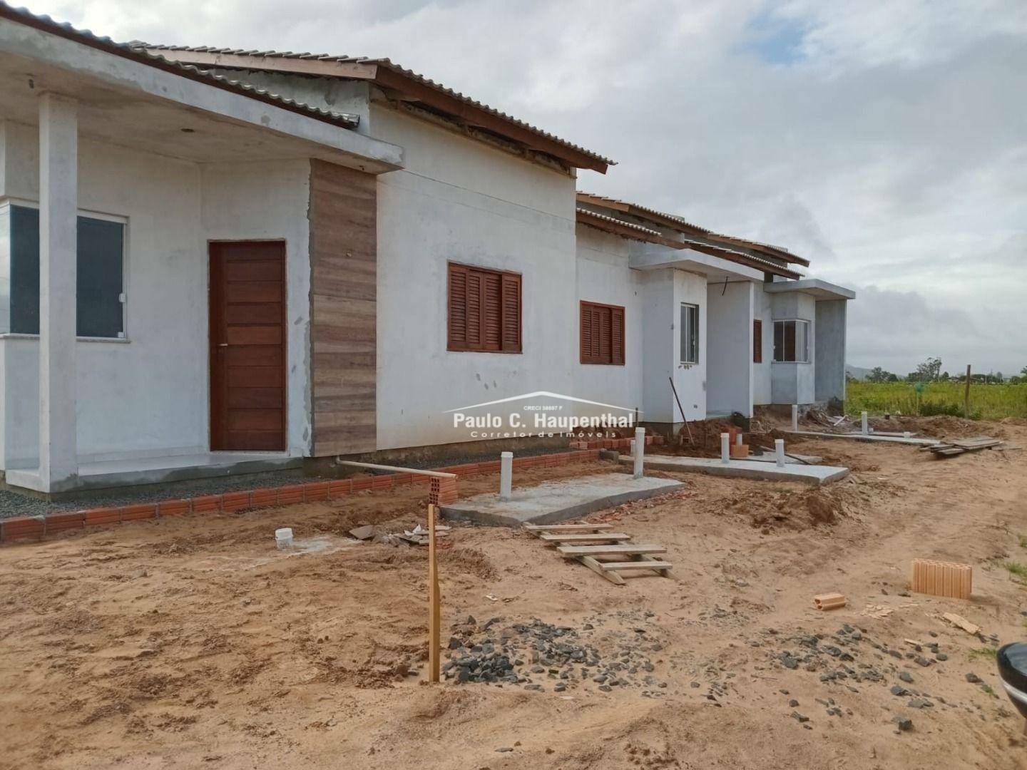 Casa à venda com 2 quartos, 45m² - Foto 1