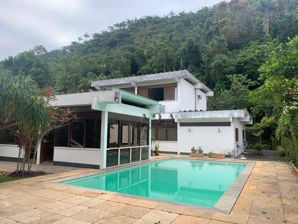 Casa à venda com 4 quartos, 400m² - Foto 1