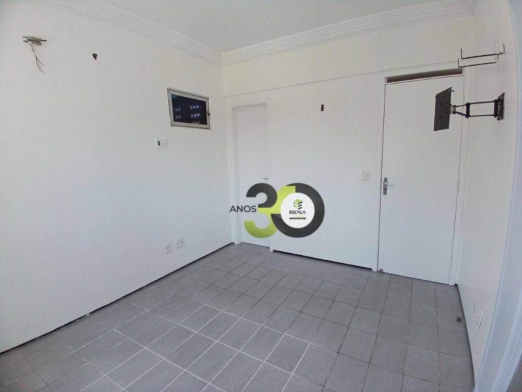 Apartamento para alugar com 3 quartos, 100m² - Foto 5