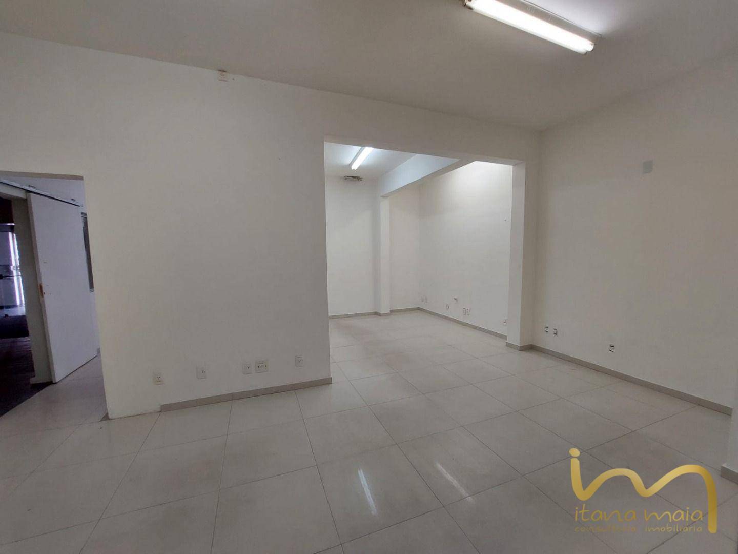 Casa para alugar com 1 quarto, 400M2 - Foto 14