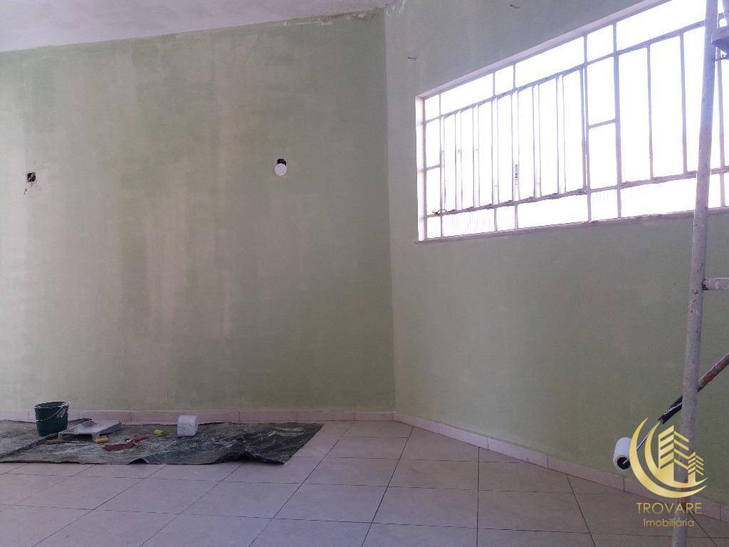 Casa à venda com 3 quartos, 98m² - Foto 16