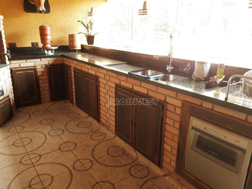 Casa de Condomínio à venda com 3 quartos, 250m² - Foto 14