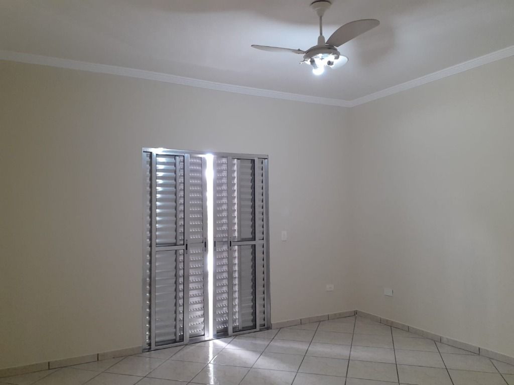 Sobrado à venda com 4 quartos, 222m² - Foto 31