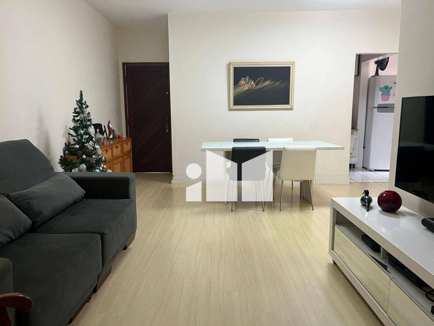 Apartamento à venda com 3 quartos, 100m² - Foto 3