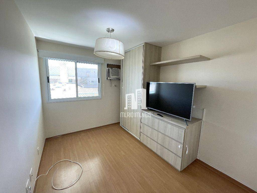 Apartamento à venda com 2 quartos, 97m² - Foto 9