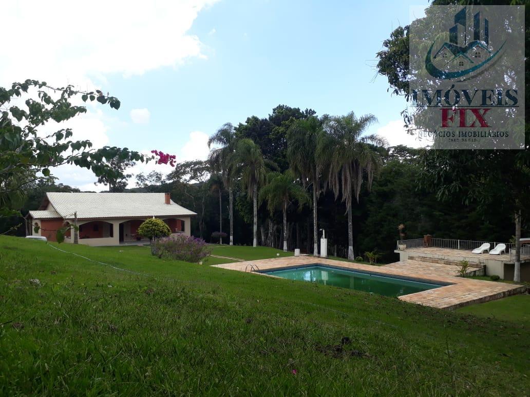 Fazenda à venda com 7 quartos, 600m² - Foto 2