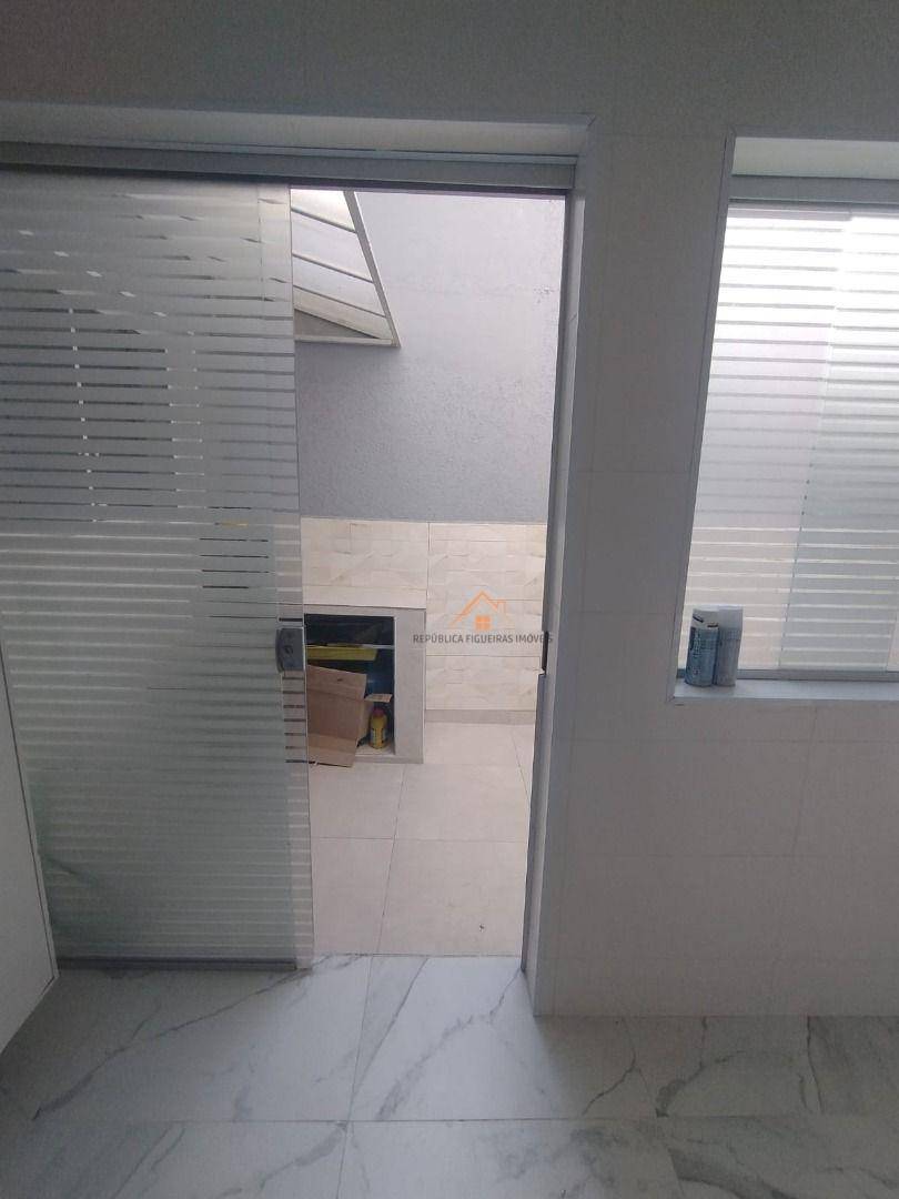 Sobrado para alugar com 2 quartos, 120m² - Foto 24