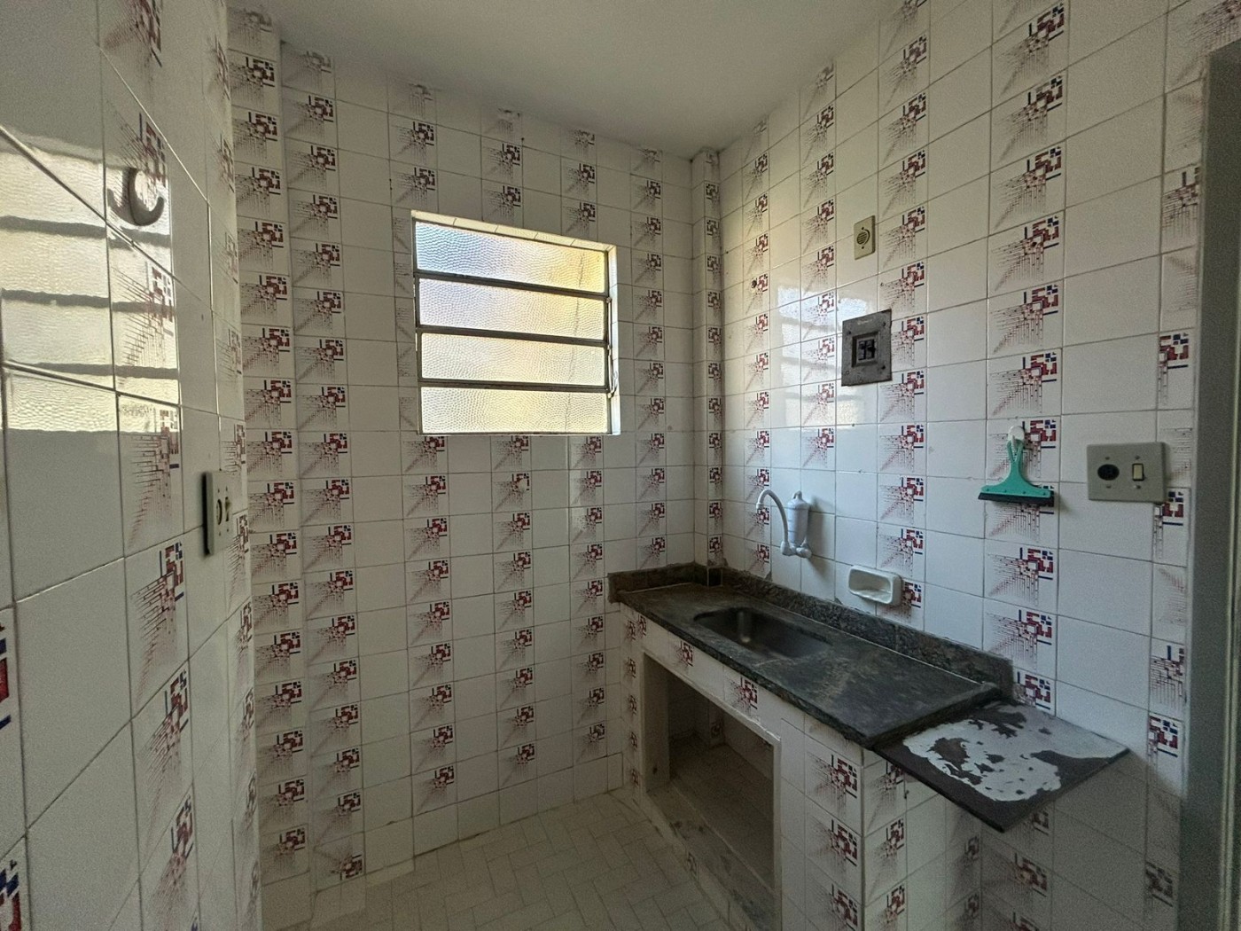 Apartamento à venda com 2 quartos, 44m² - Foto 15