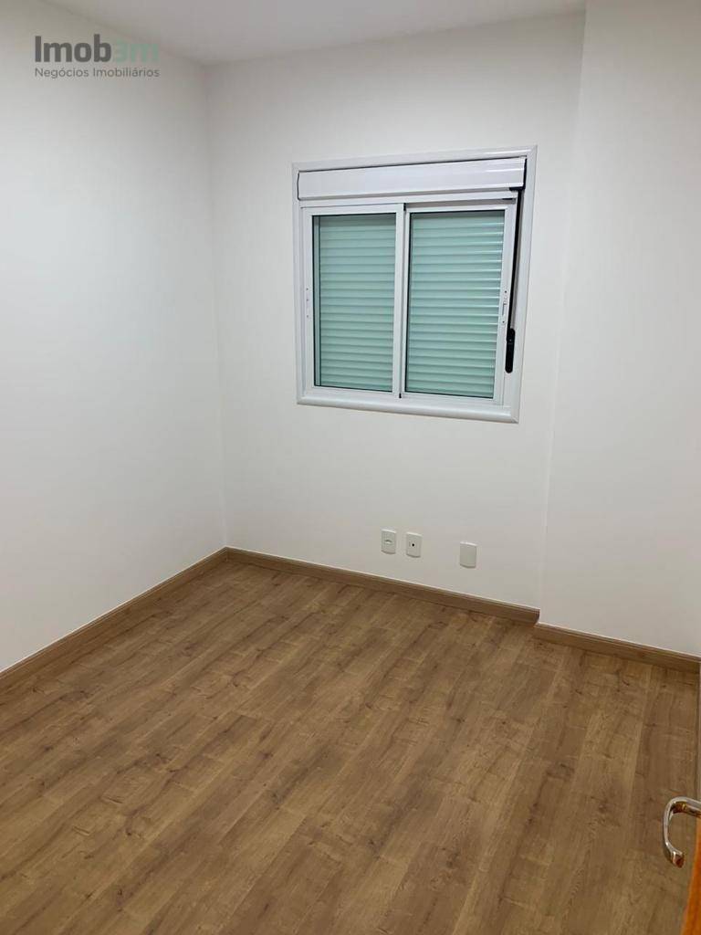 Apartamento para alugar com 3 quartos, 70m² - Foto 10