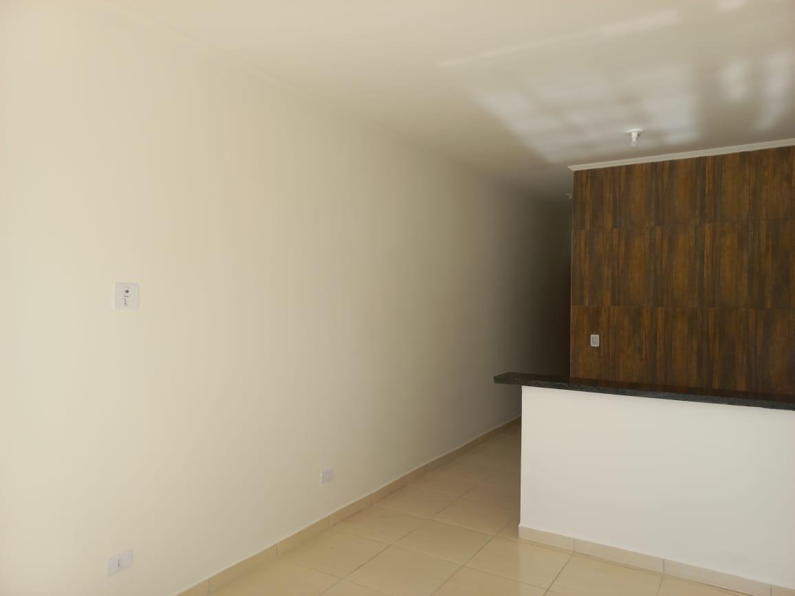 Casa à venda com 2 quartos, 125m² - Foto 4