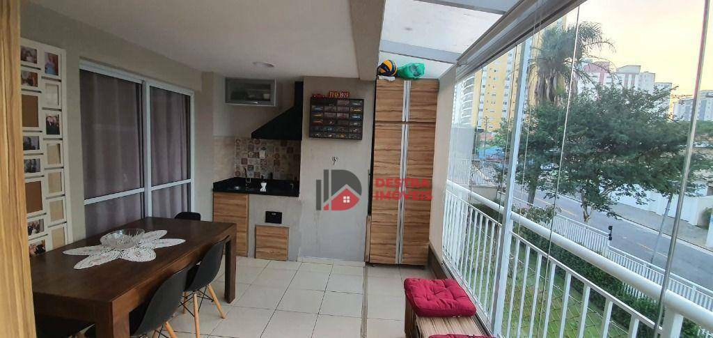 Apartamento à venda com 2 quartos, 70m² - Foto 16