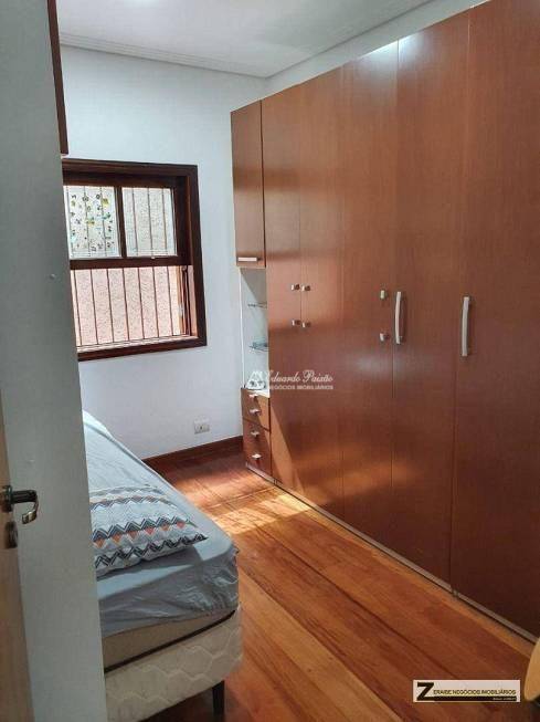 Casa à venda com 3 quartos, 204m² - Foto 12