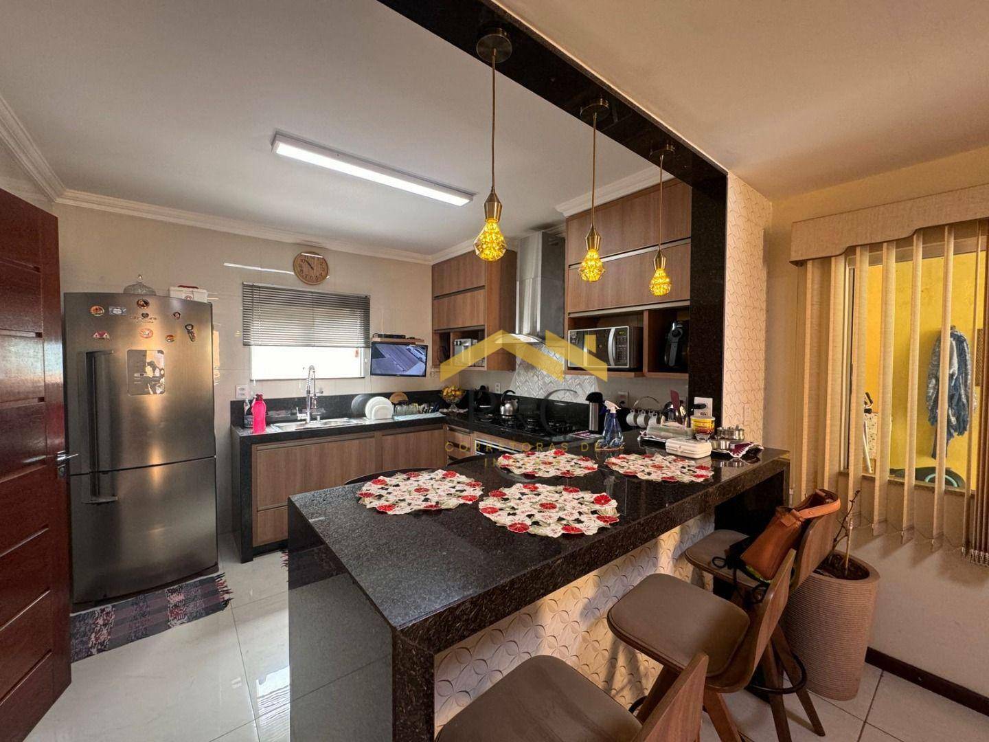 Casa à venda com 2 quartos, 81m² - Foto 8