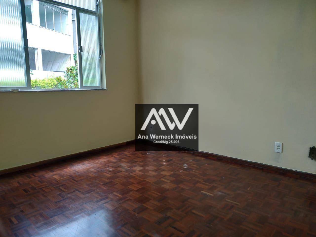 Apartamento à venda com 2 quartos, 70m² - Foto 8