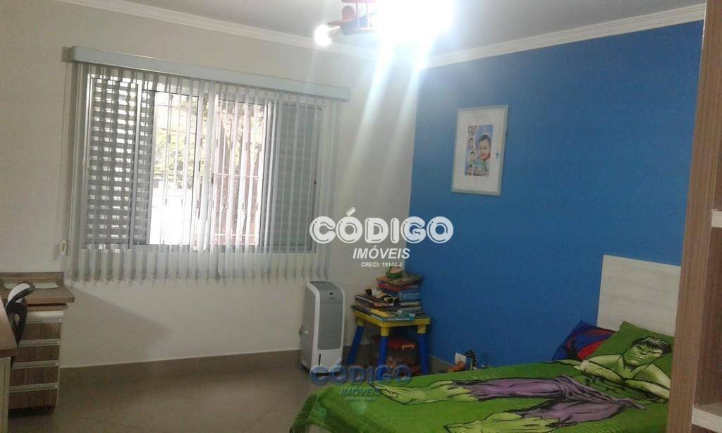 Sobrado à venda com 4 quartos, 250m² - Foto 18