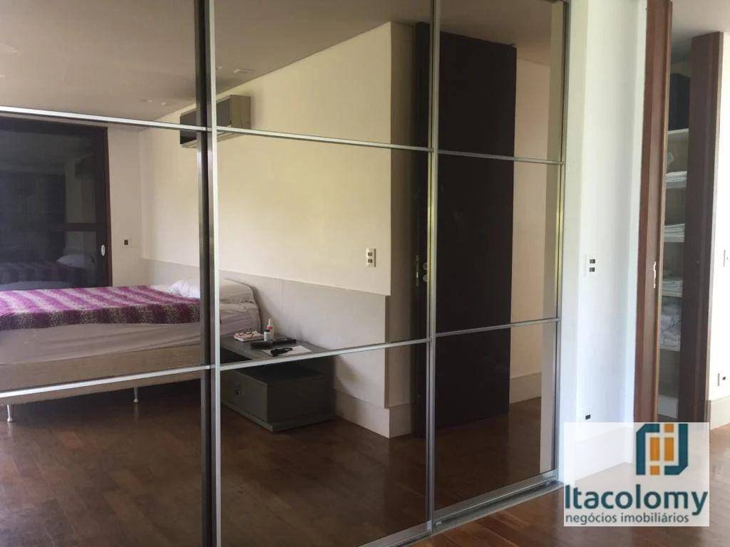 Casa à venda com 6 quartos, 1200m² - Foto 6