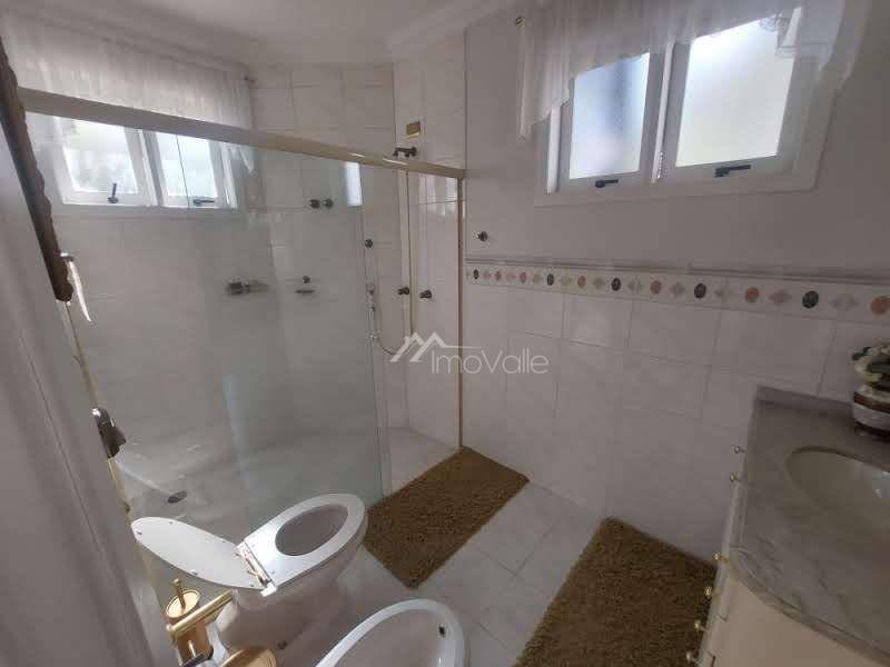 Casa de Condomínio à venda com 4 quartos, 600m² - Foto 49