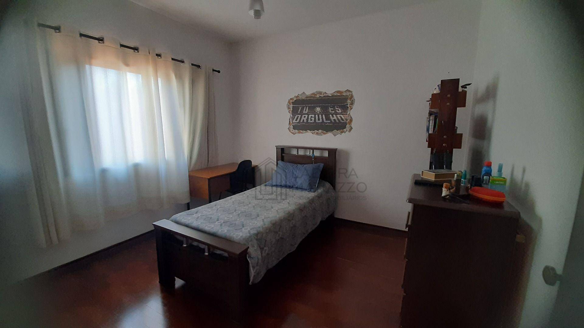 Casa à venda com 4 quartos, 200m² - Foto 6