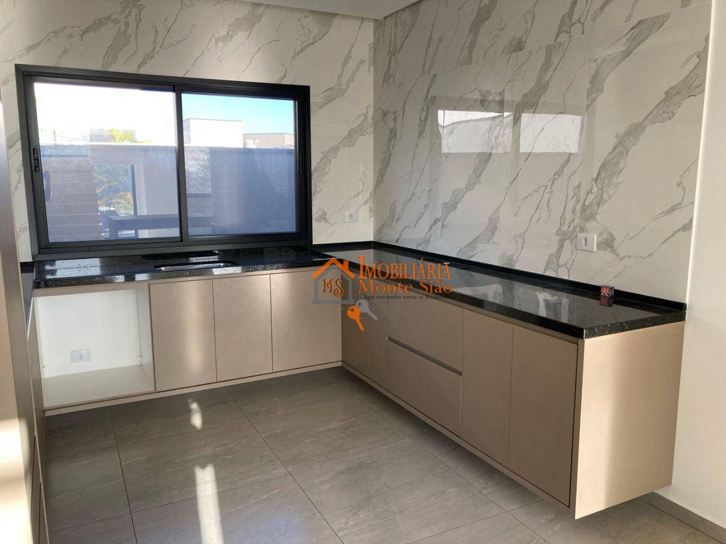 Sobrado à venda com 4 quartos, 342m² - Foto 22