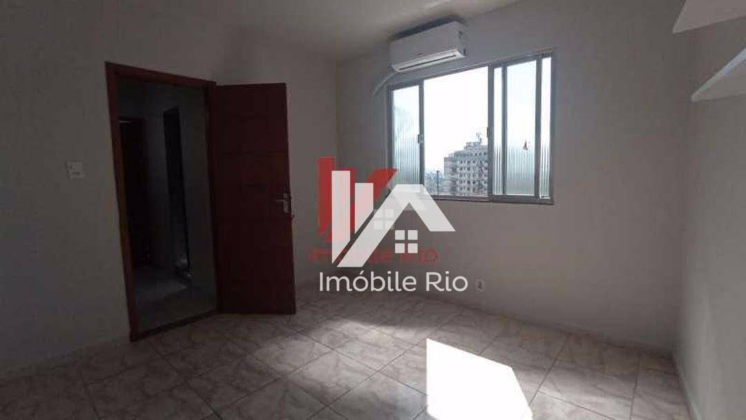 Casa à venda com 4 quartos, 131m² - Foto 12