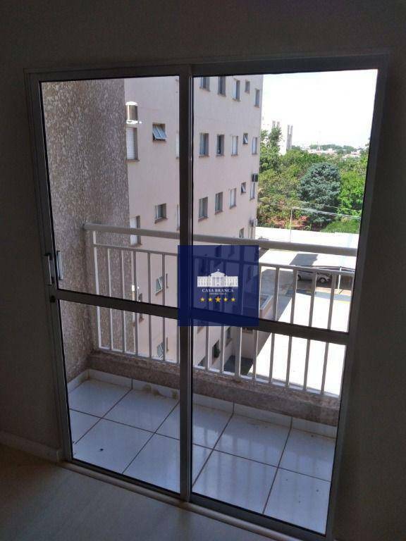 Apartamento à venda com 3 quartos, 58m² - Foto 1