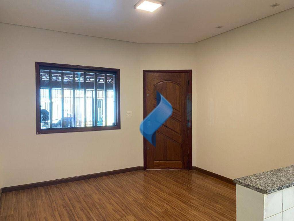 Casa à venda com 2 quartos, 126m² - Foto 3