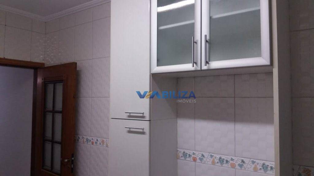 Sobrado à venda com 4 quartos, 180m² - Foto 4