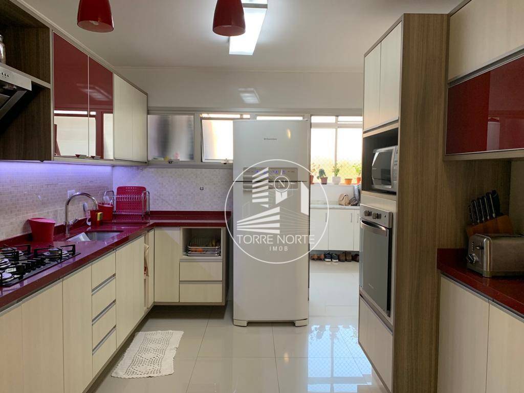 Apartamento à venda com 3 quartos, 113m² - Foto 9