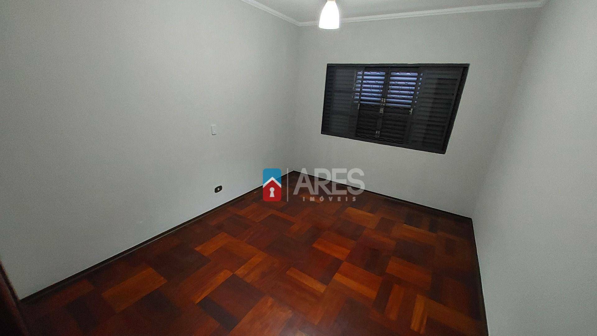 Casa à venda com 3 quartos, 188m² - Foto 9