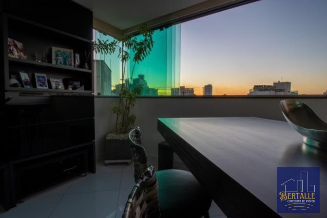 Apartamento à venda com 3 quartos, 109m² - Foto 8