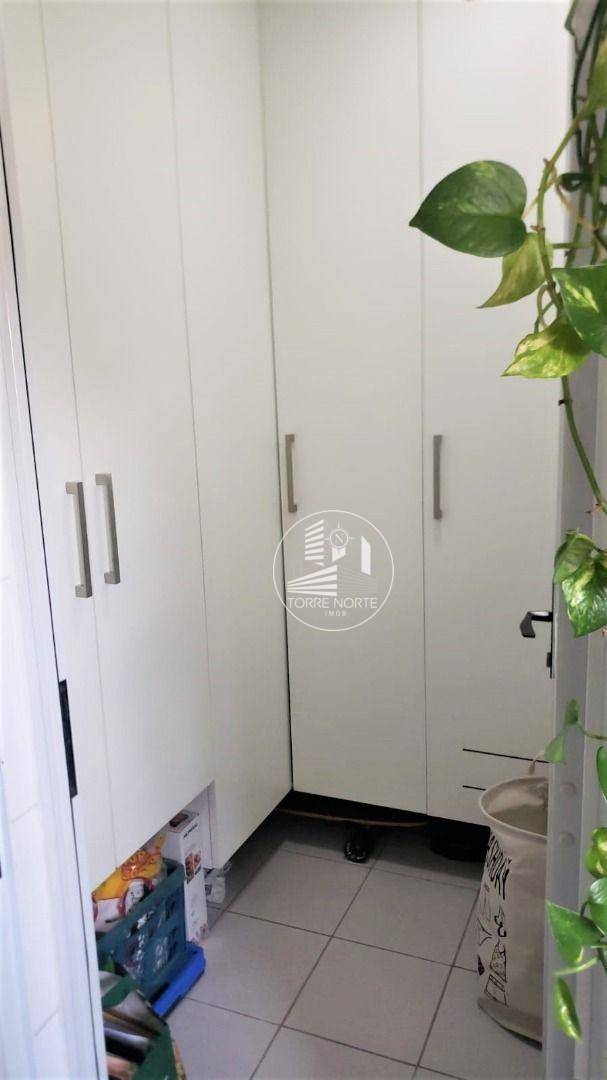 Apartamento à venda com 3 quartos, 118m² - Foto 21