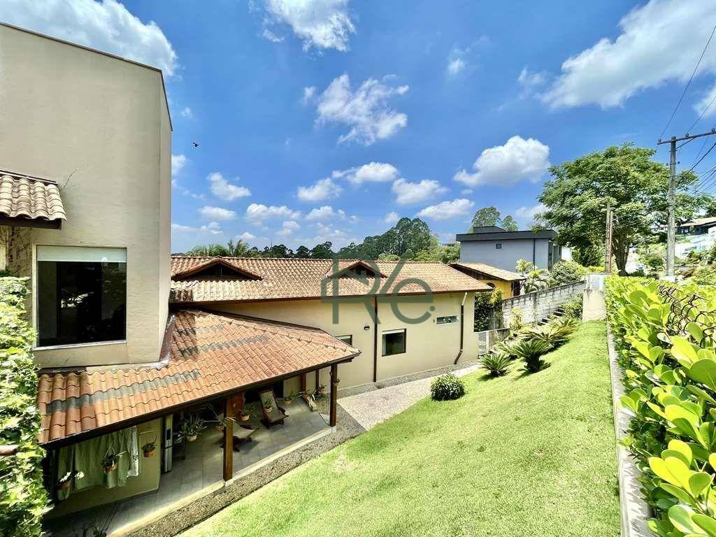 Casa de Condomínio à venda com 4 quartos, 445m² - Foto 32