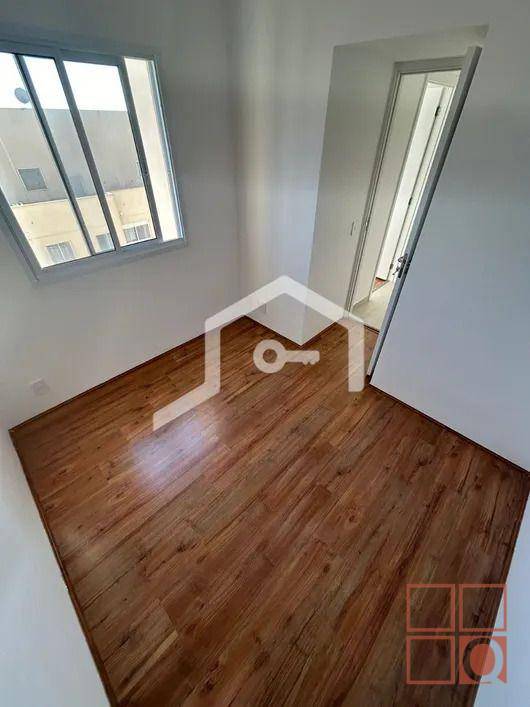 Apartamento à venda com 2 quartos, 33m² - Foto 2