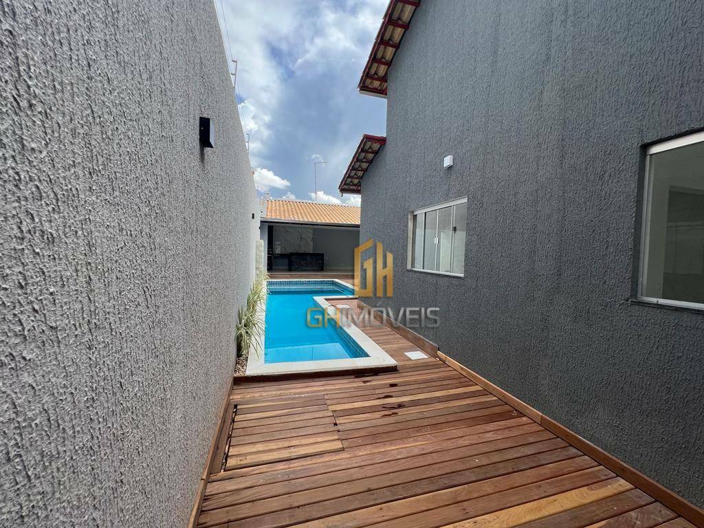 Casa à venda com 3 quartos, 179m² - Foto 16