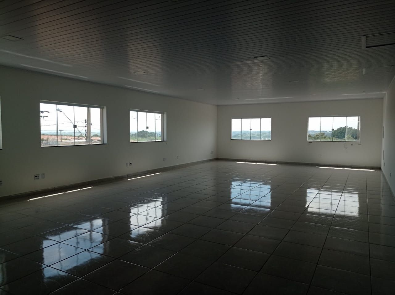 Depósito-Galpão-Armazém à venda, 284m² - Foto 2