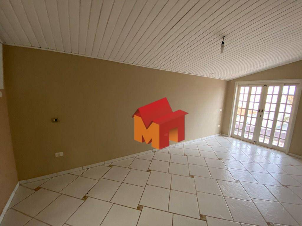 Casa à venda com 3 quartos, 202m² - Foto 12