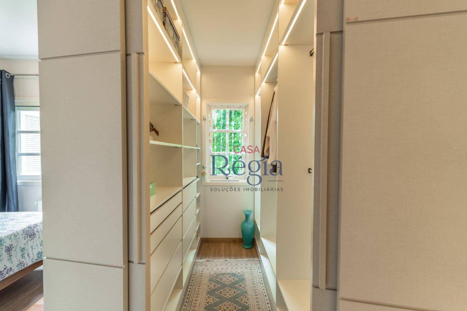 Apartamento à venda com 3 quartos, 139m² - Foto 8