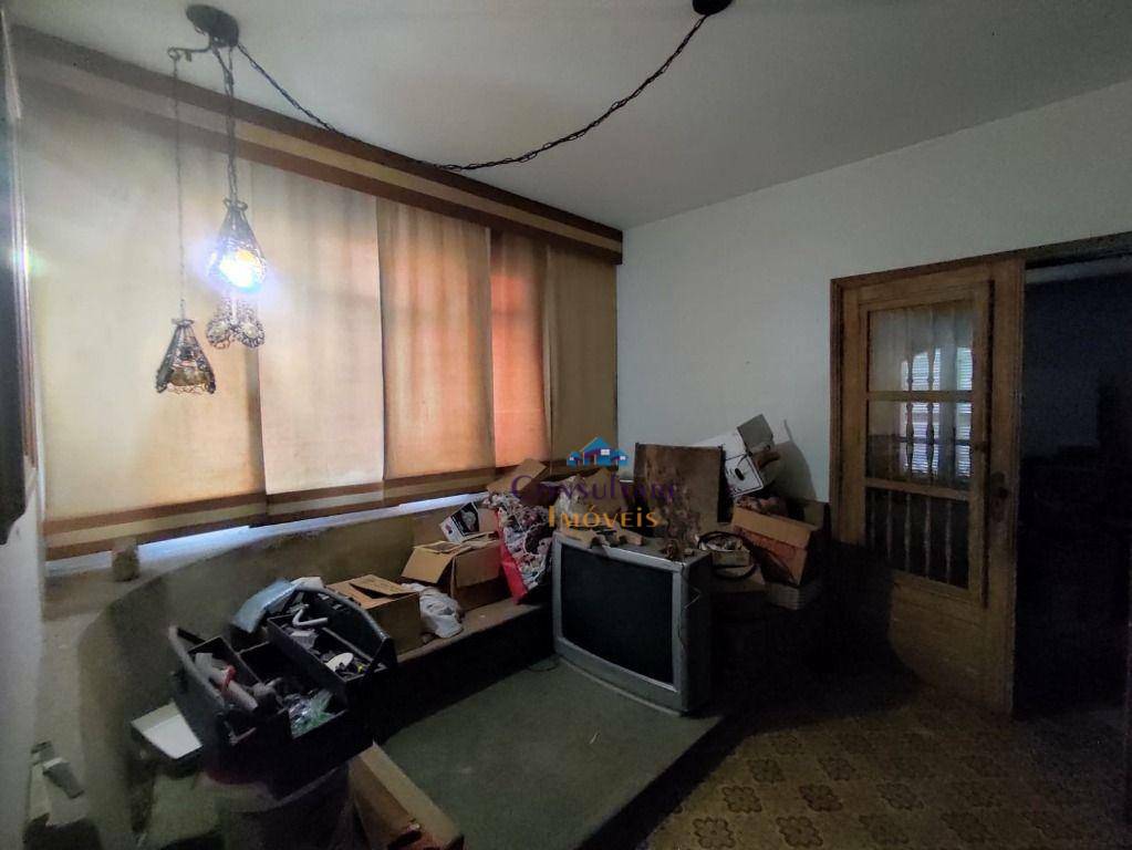 Casa para alugar com 4 quartos, 450m² - Foto 16