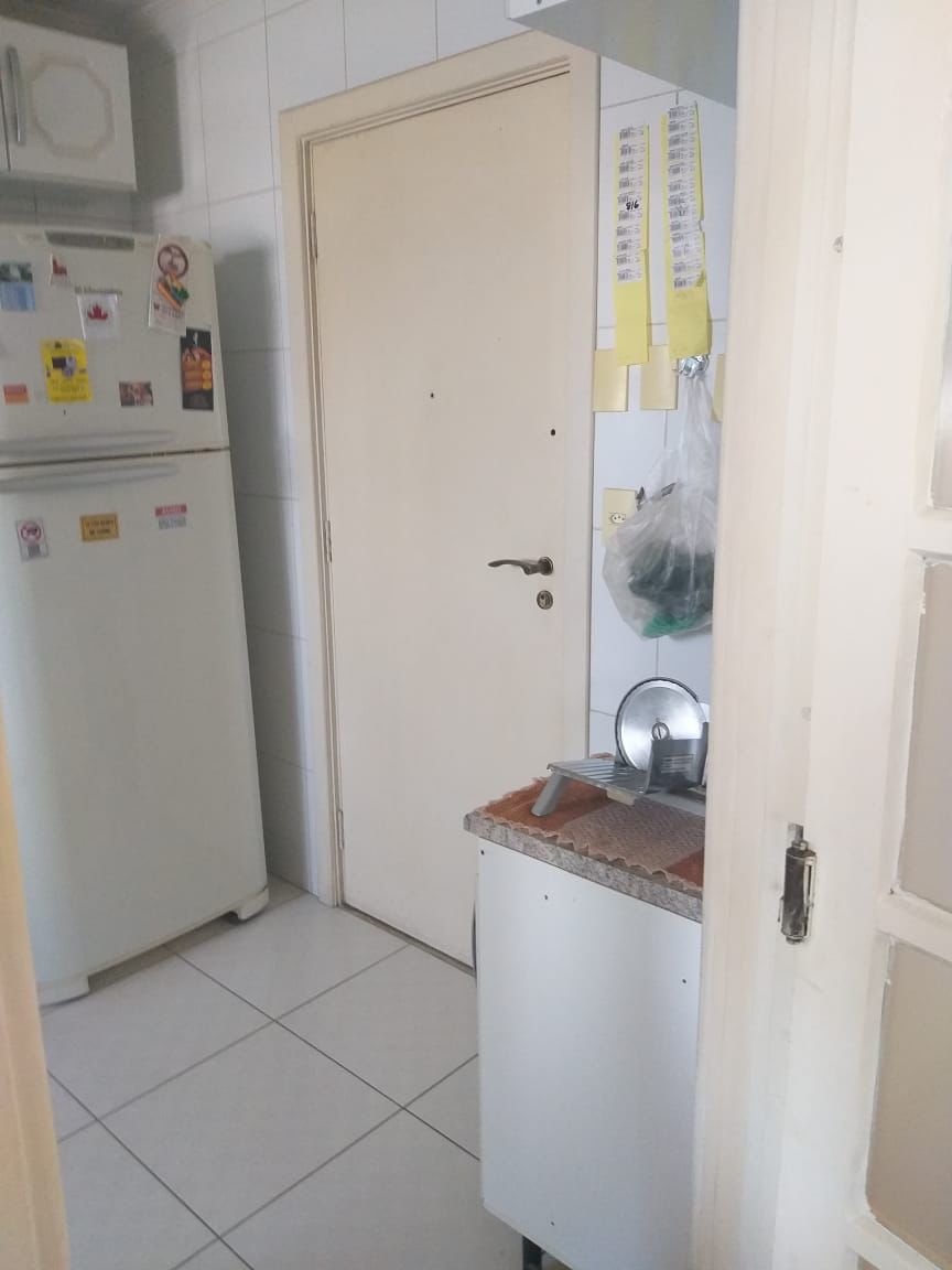 Apartamento à venda com 2 quartos, 70m² - Foto 14