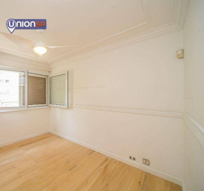 Apartamento à venda com 4 quartos, 220m² - Foto 18