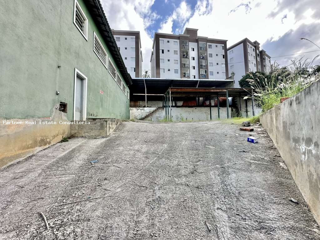 Prédio Inteiro à venda com 10 quartos, 2000m² - Foto 32