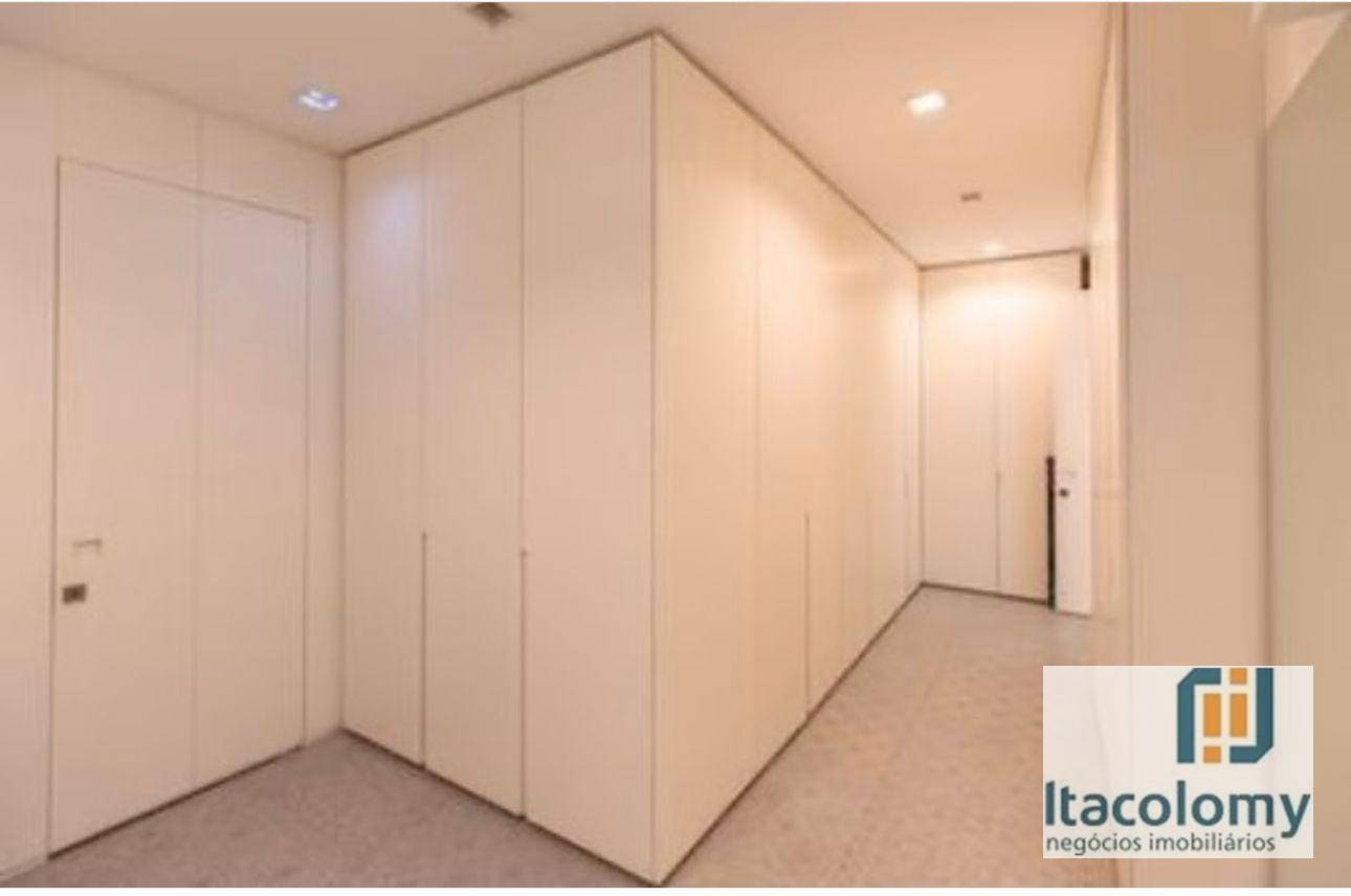 Apartamento à venda com 3 quartos, 258m² - Foto 8