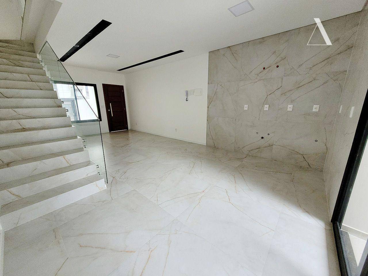 Casa à venda com 3 quartos, 121m² - Foto 5