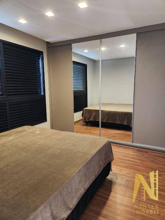 Casa de Condomínio à venda com 4 quartos, 380m² - Foto 9