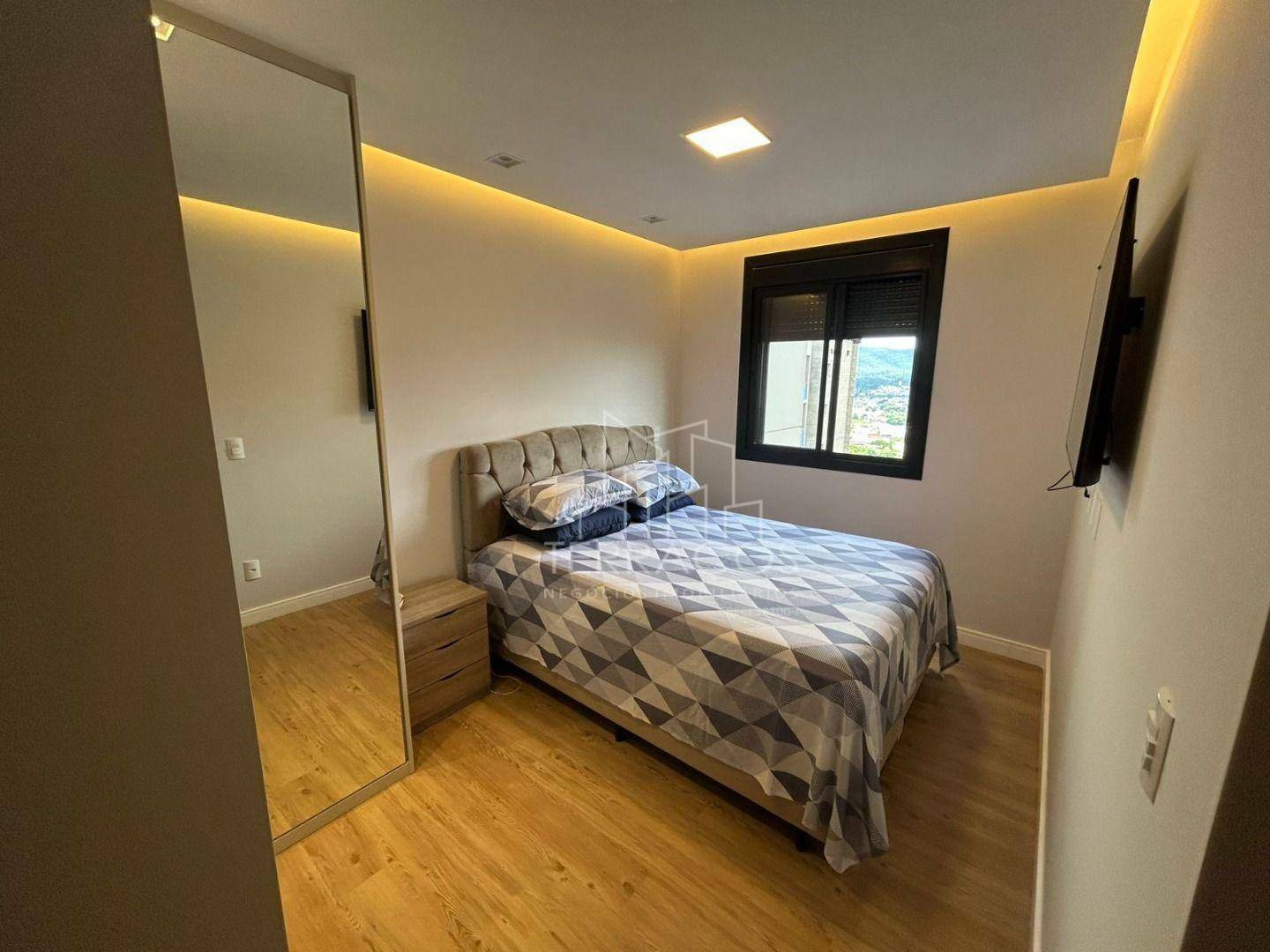 Apartamento à venda com 2 quartos, 69m² - Foto 18