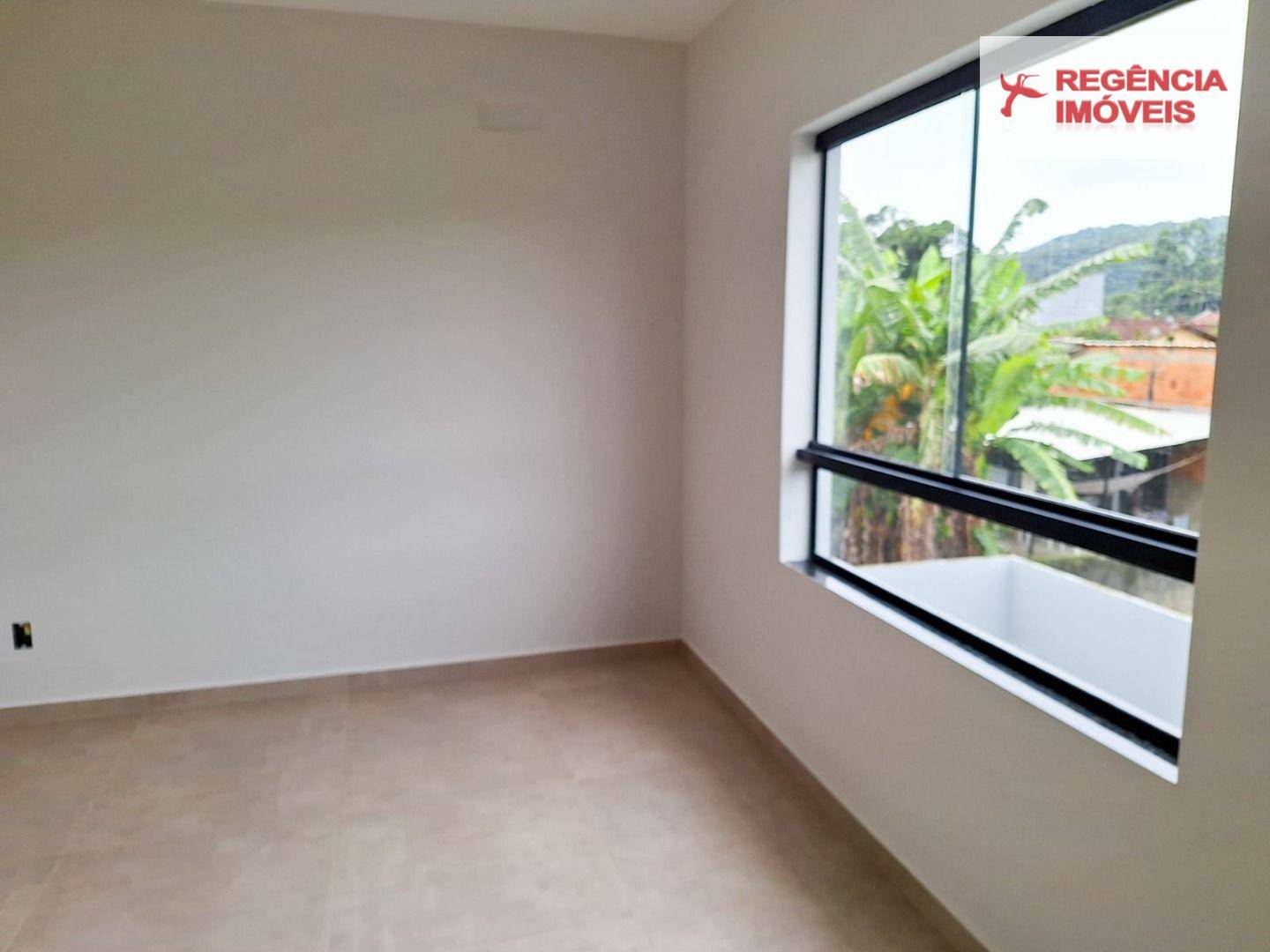 Casa à venda com 2 quartos, 82m² - Foto 8