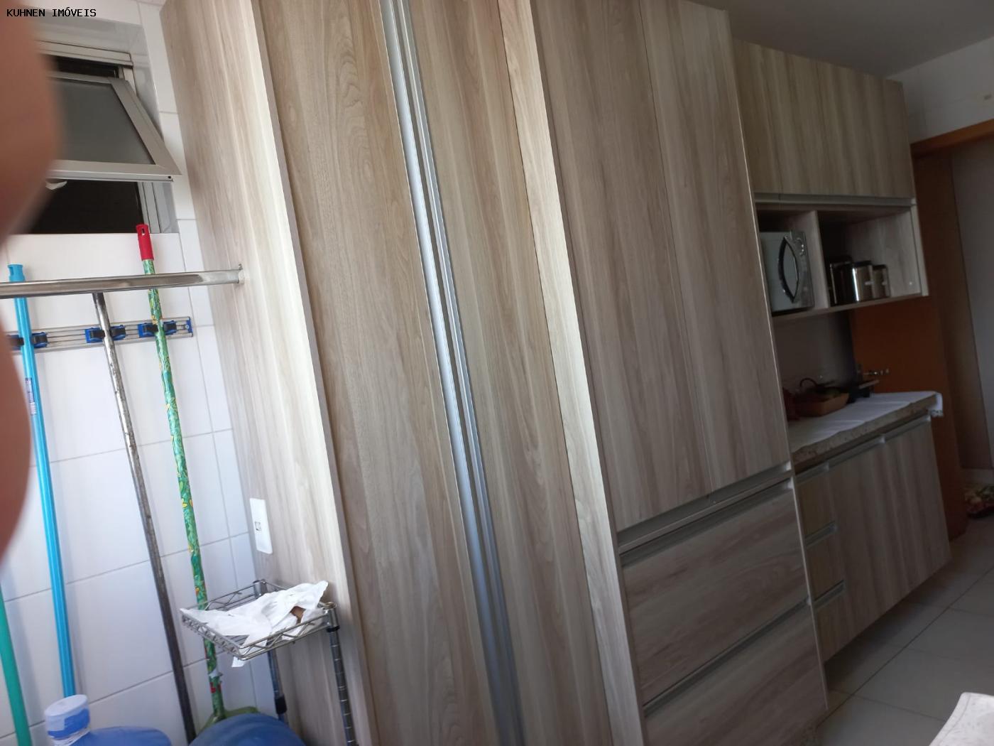 Apartamento à venda com 3 quartos, 89m² - Foto 7